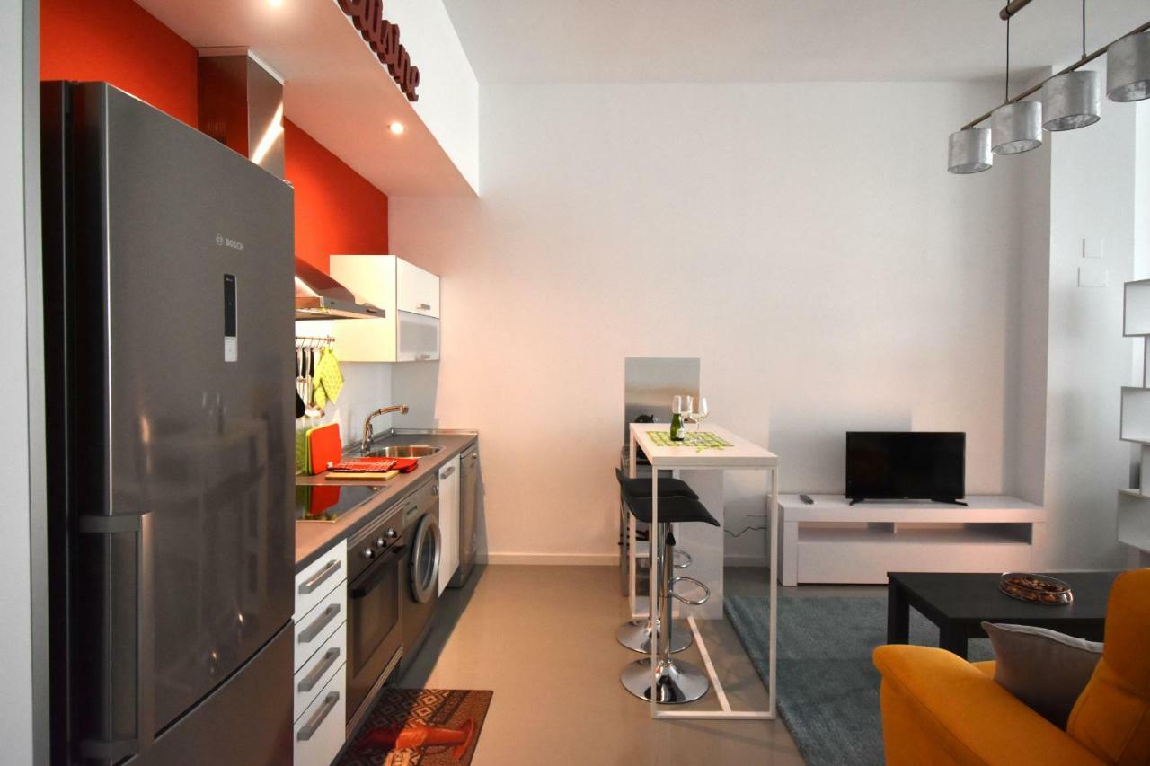 Gramophone Loft Apartment *
