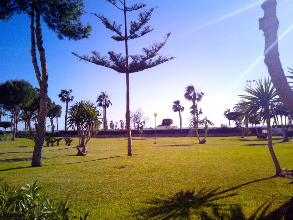 Apartamento Playa La Cala In Front Of The Free Parking *