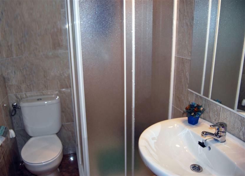 Spacious 3 Bedroom 2 Bathrooms Ulpiano *