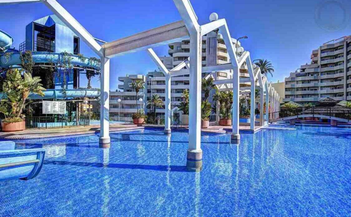 Primera Linea De Playa En Benalmadena, Vistas Al Mar , Benal Beach Malaga Apartamento