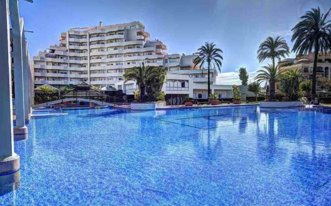 Primera Linea De Playa En Benalmadena, Vistas Al Mar , Benal Beach Malaga