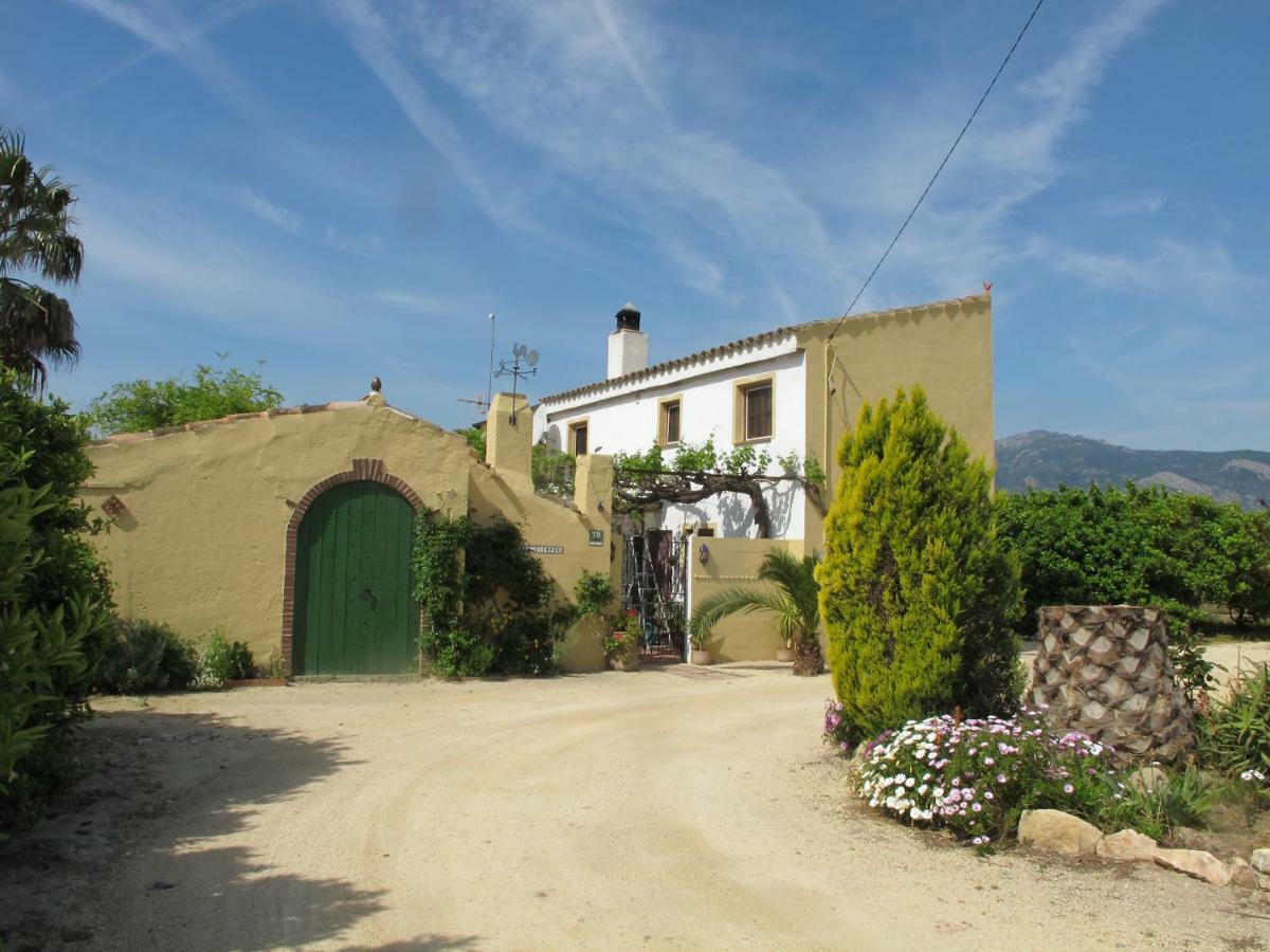 Bed & Breakfast River Ebro Holidays