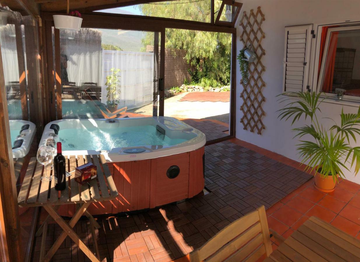 Casa Cora Con Jacuzzi Сasa de vacaciones