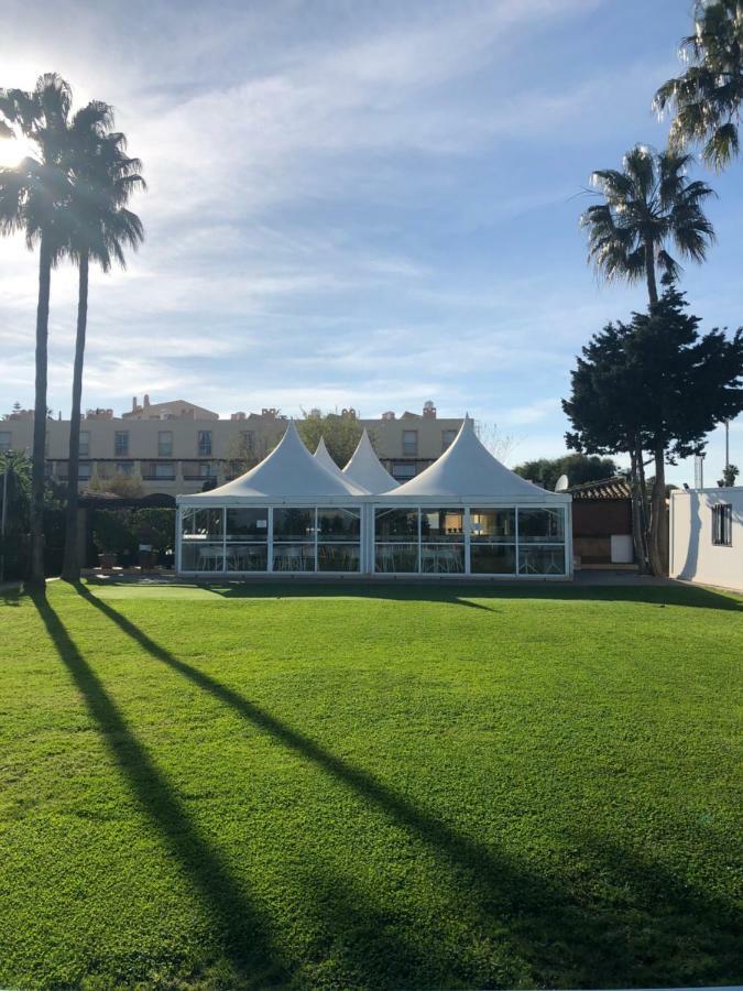 Alta Loma Costa Apartment *
