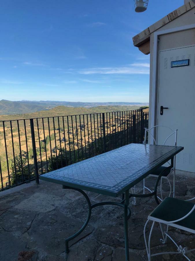 Agrovillaujue Rurales Apartamento