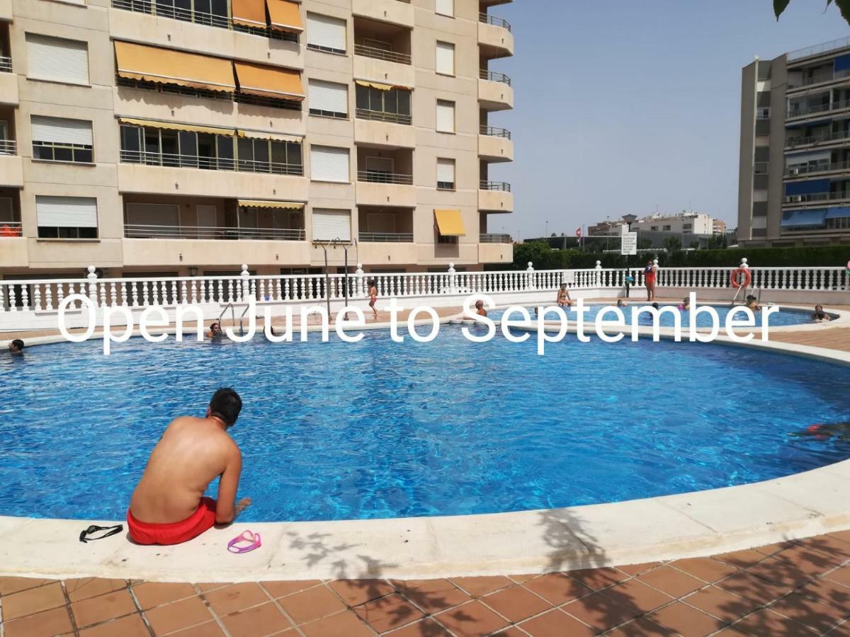 Playa 500m Y Centro Pueblo 600m, Piscina, 4 Clim, 2 Parkings