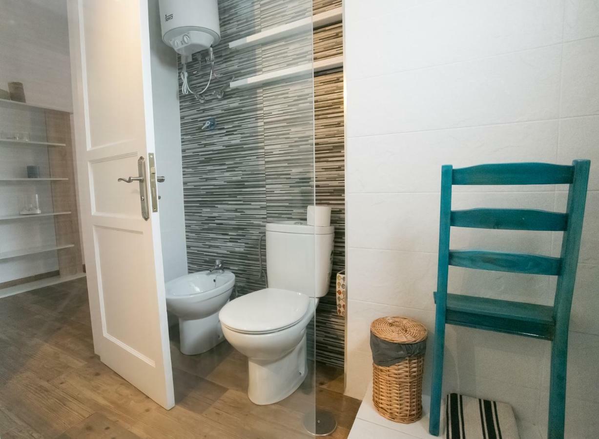 Chromotheraphy Cerca Del Mar Apartamento