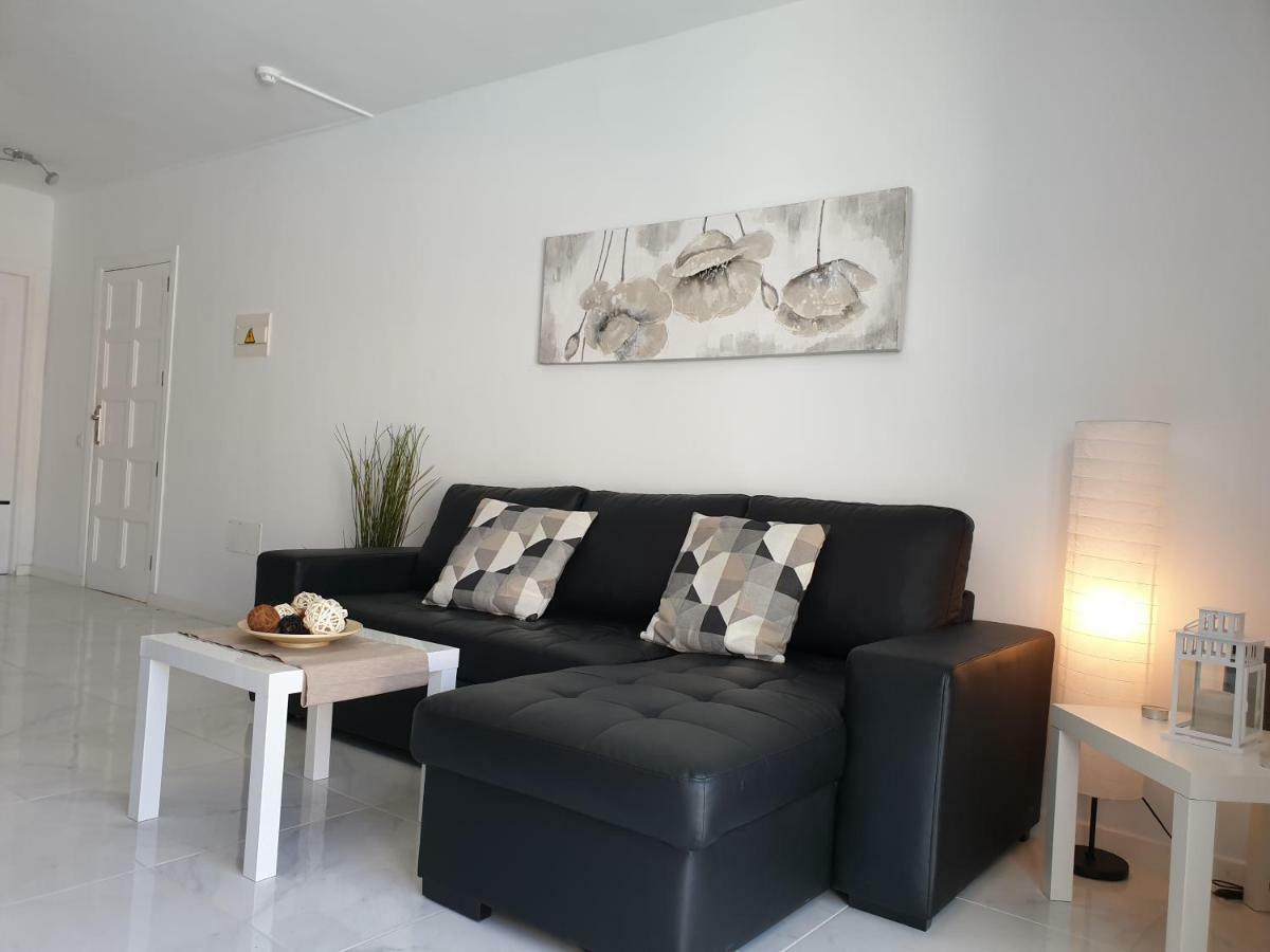 Apartamento Casa Flores With Heated Pool, Only 490 Meters To The Beach, Balcony, Wifi Arona (Tenerife)