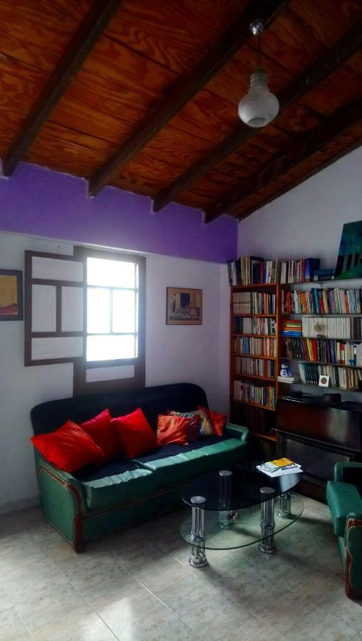 Habitación en casa particular The Violet House Muy Cerca Del Aeropuerto Tenerife Norte La Laguna (Tenerife)