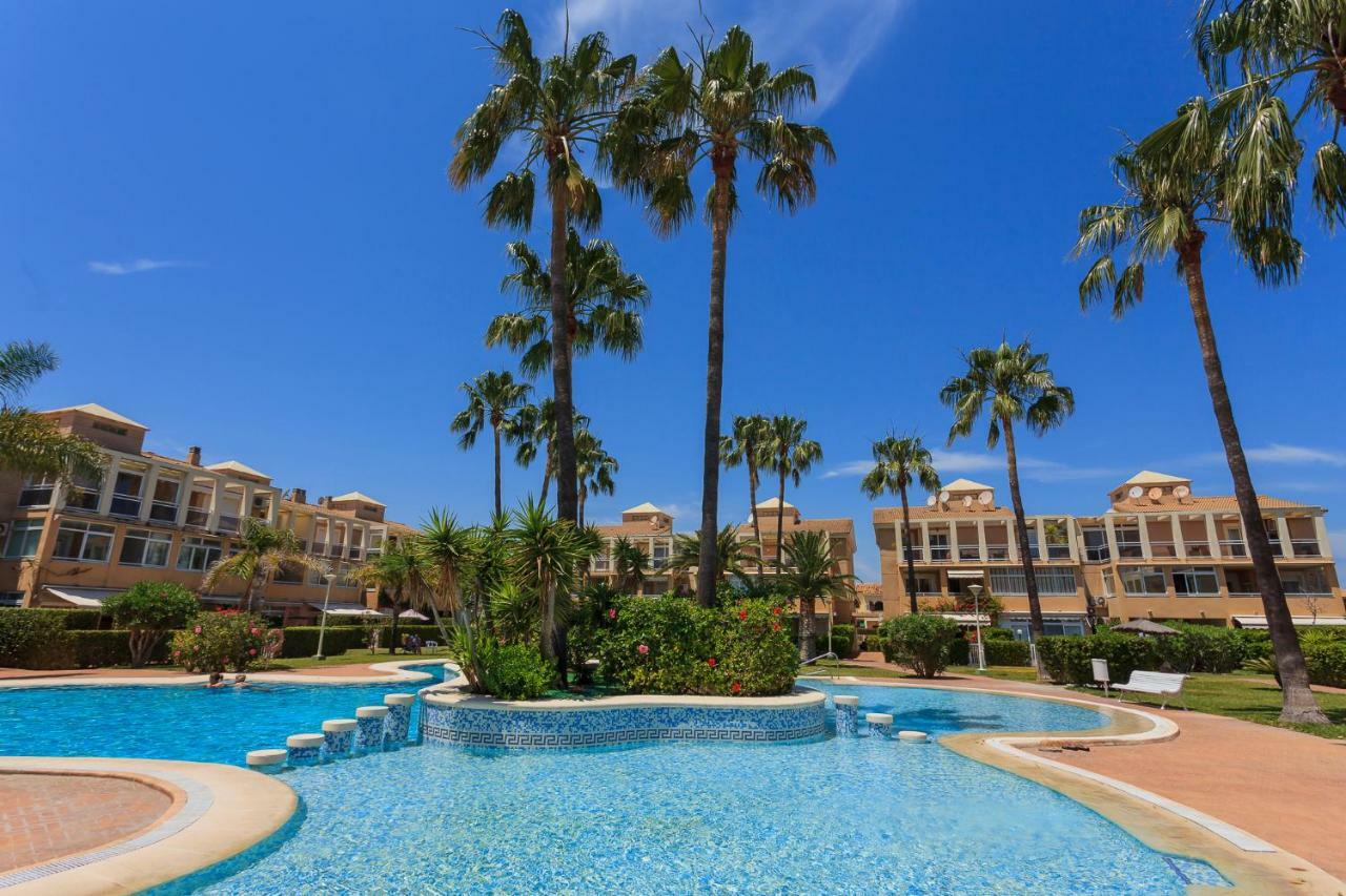 Playa Con Piscina Y Terraza En Urbanizacion De Lujo * Denia