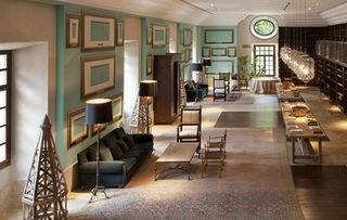 Hotel De 4*