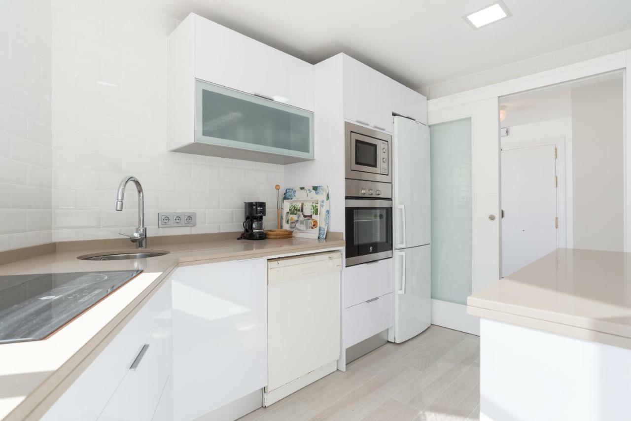 Tgh/ Beachfront And Center Apartamento