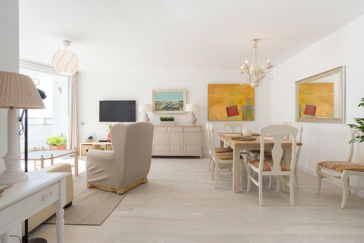 Tgh/ Beachfront And Center Marbella