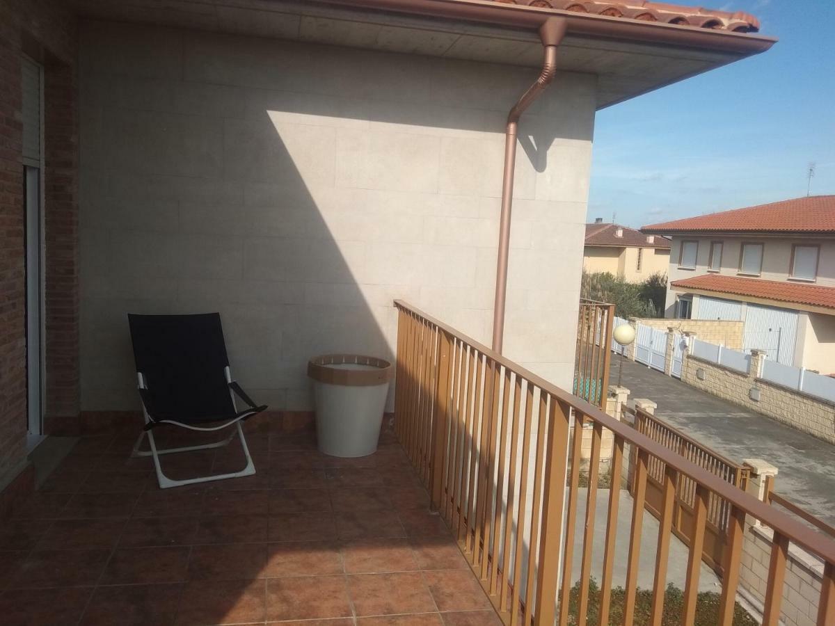 La Casita De Villalarreina Holiday home *