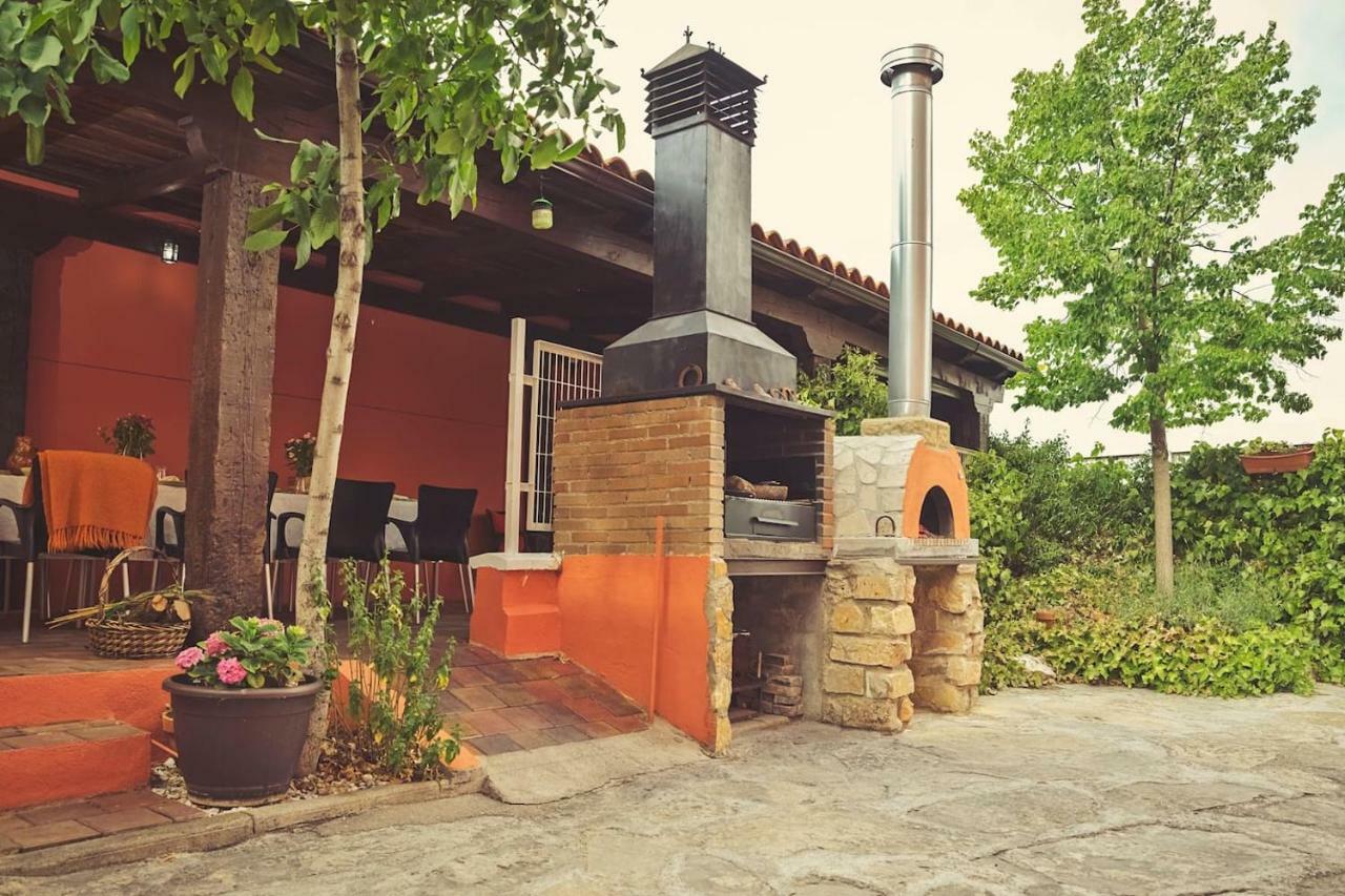 Holiday home El Sauce. A 2,5 Km De Cuenca Capital Nohales