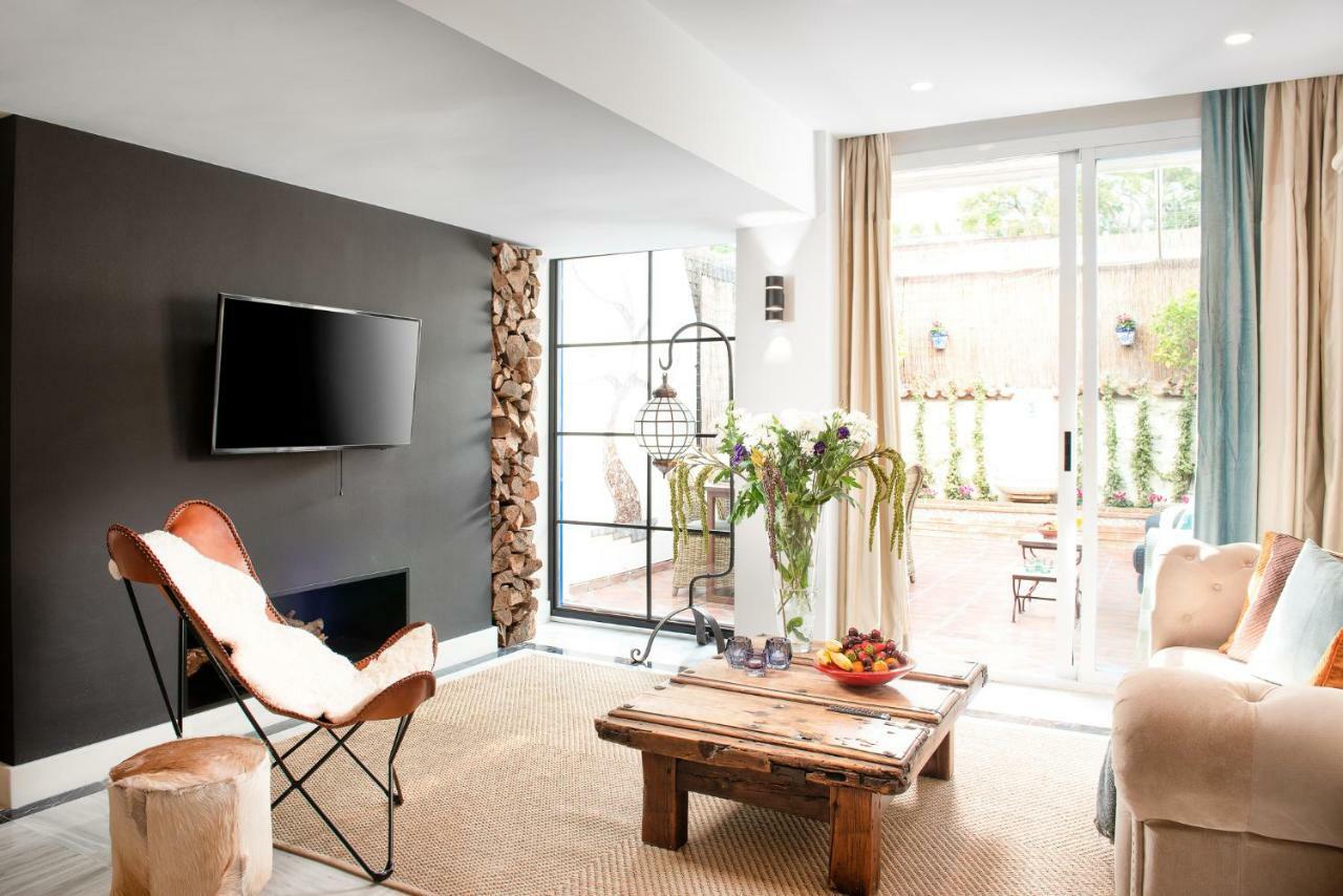 Center Beachfront With Private Patio Apartment Marbella