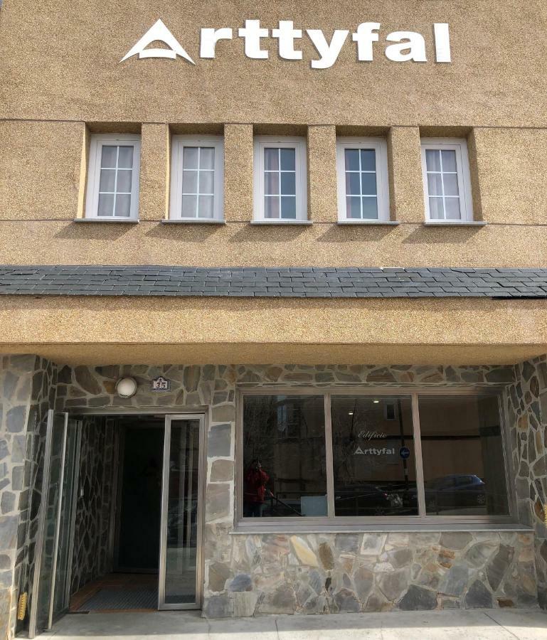 Loft Con Wifi Y Parking En El Corazón De Sierranevada Apartamento *