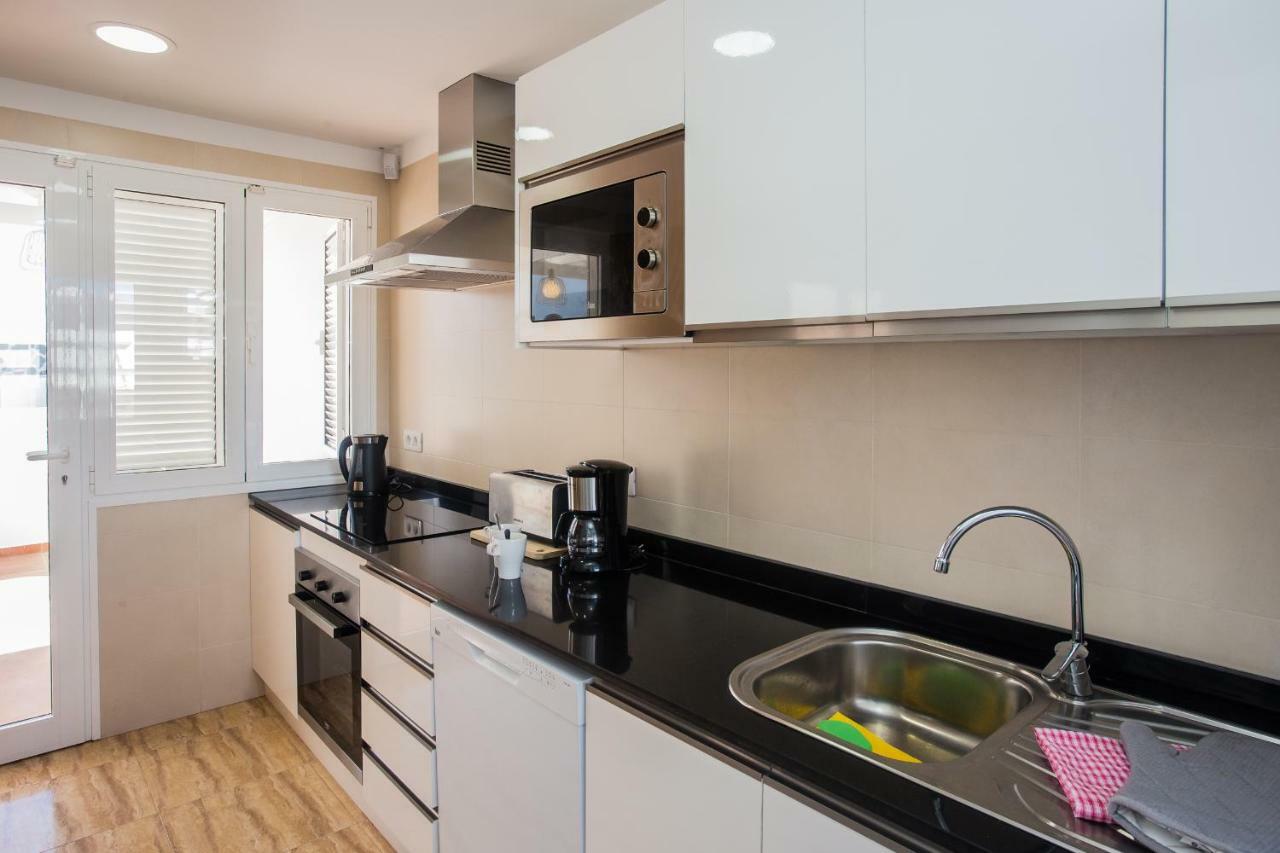 Ereza Amparo Villa *