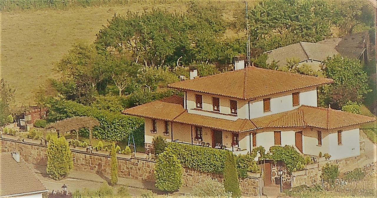 Tres Fuentes Turismo *