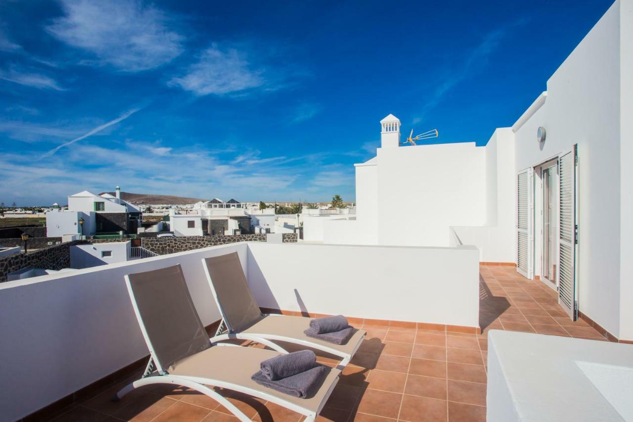 Ereza Amparo Villa *