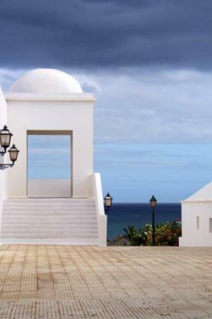 Chromotheraphy Cerca Del Mar Apartamento