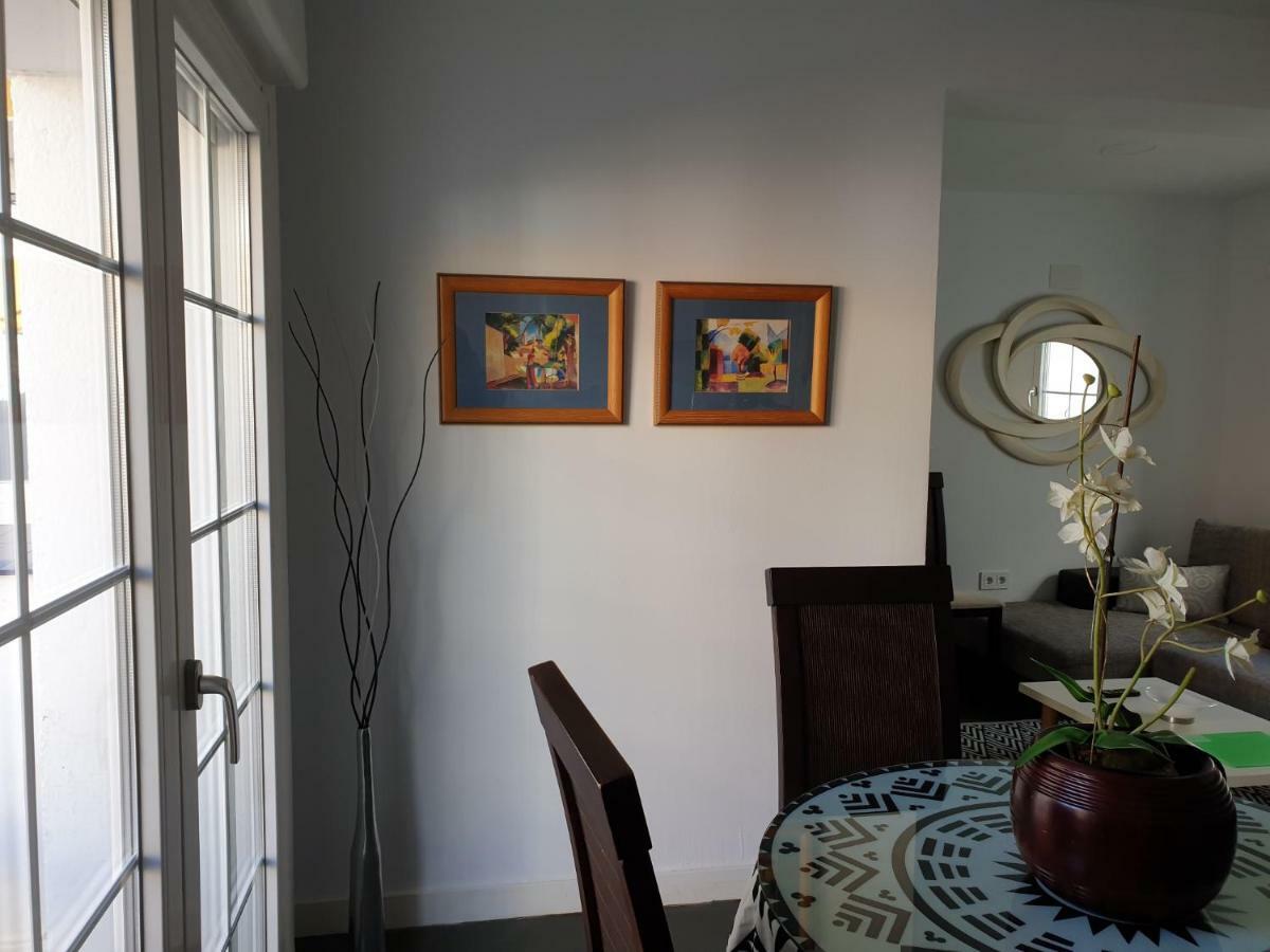 Moderno Y Luminoso Apartamento Sevilla
