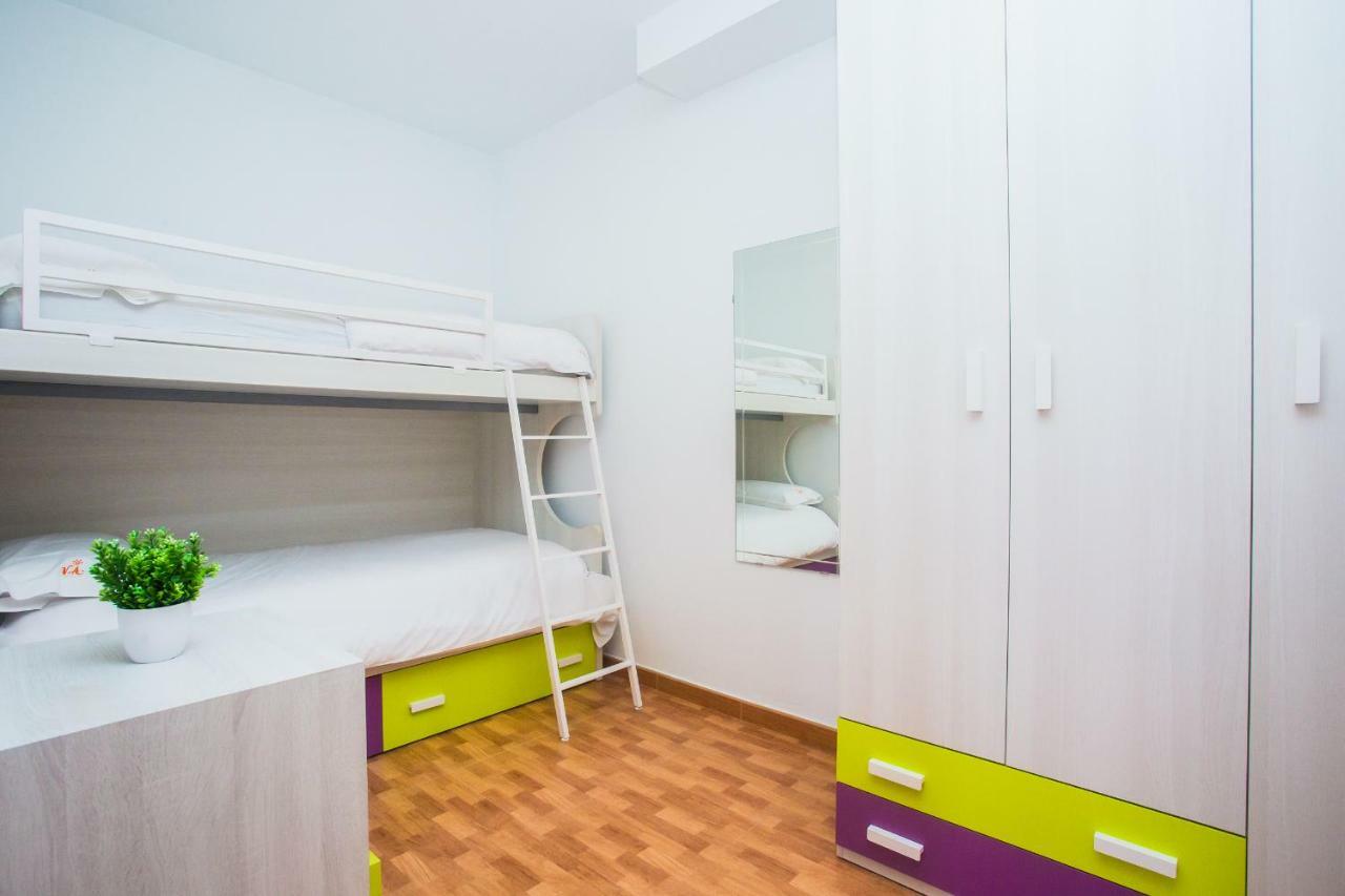 Ereza Amparo Villa *