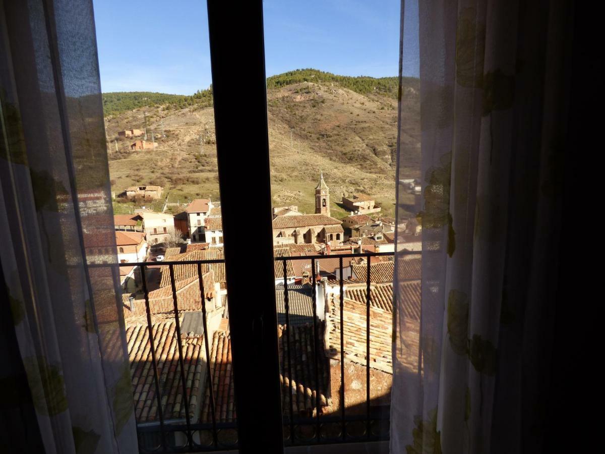 Eras Camarena de la Sierra