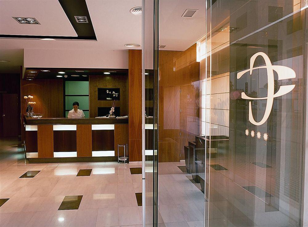 Hotel Exe Ciudad De 4*