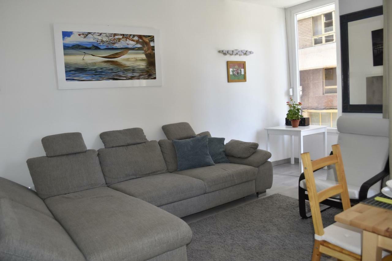 Apartment Lovely Near The Port Of