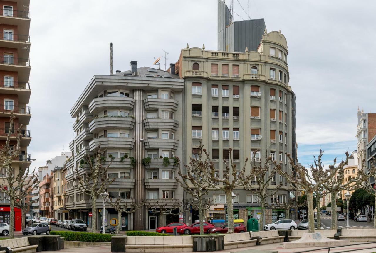 Apartment Housingleon - Pleno Centro Con Garaje Motos Y Bicis Leon