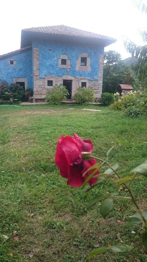 Country house El Cantiellu Zardon