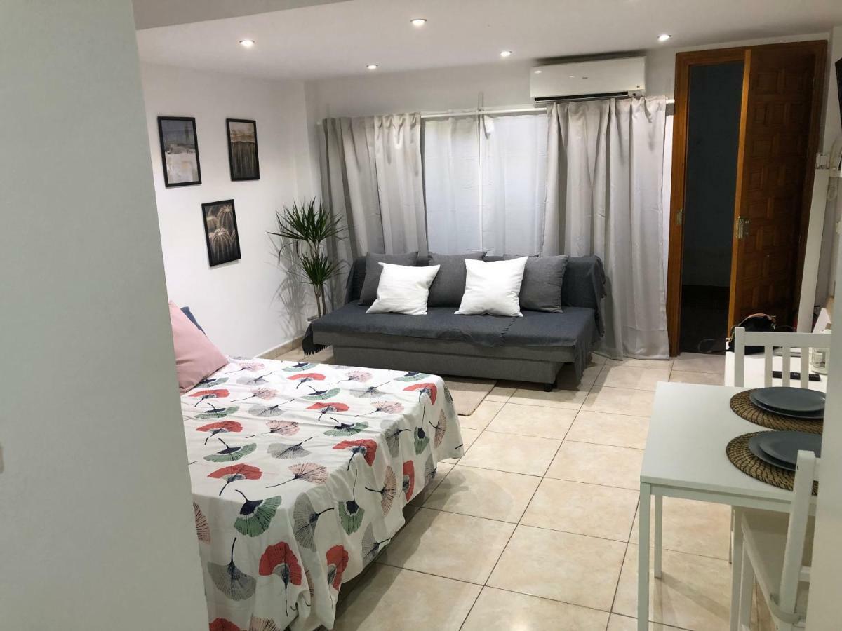 Estudio En La Carihuela Apartamento *
