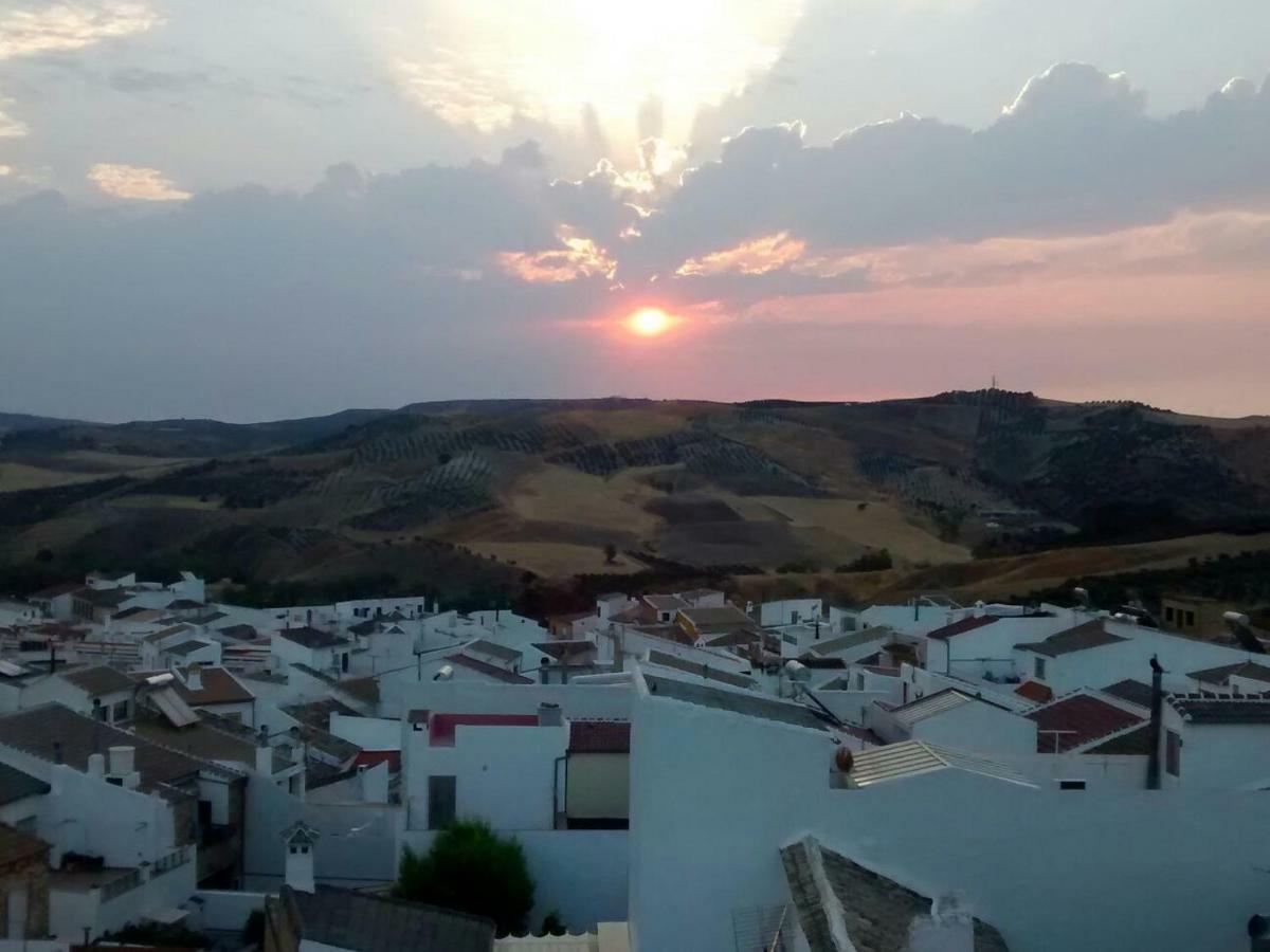Nuevo En Sierra Sur Sevilla Apartment *