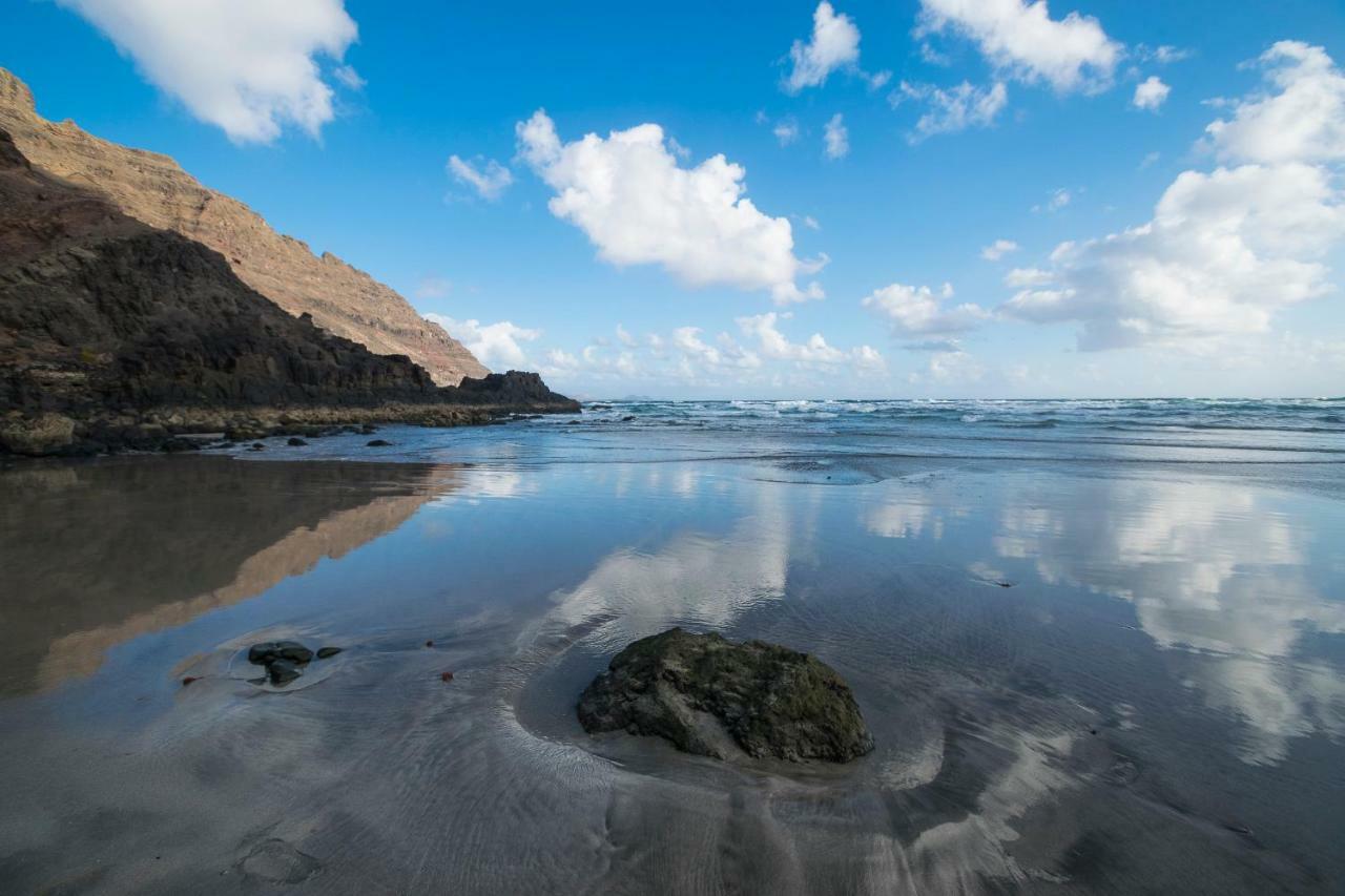 Salinas Del Mar * Órzola