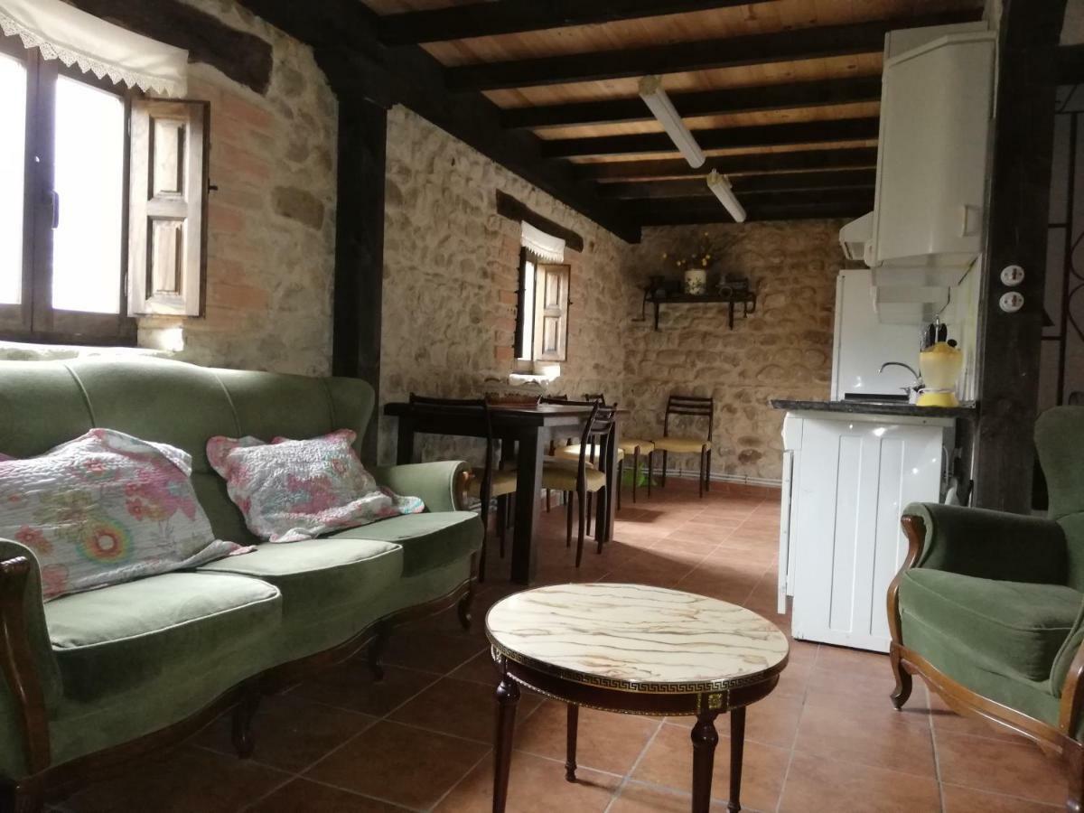 Сasa de vacaciones Granja San Julián 1 *