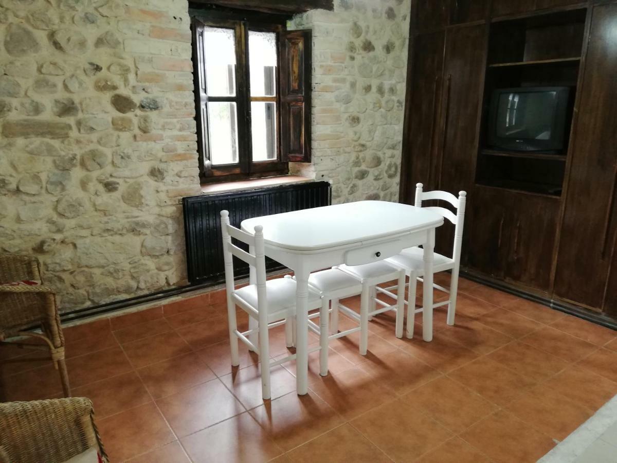 Algarabiastaying 2 Granja San Julian * Medina de Pomar