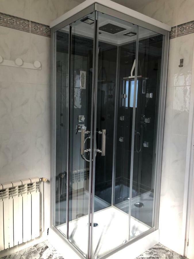 Moderna Casa Con Calefacción, Wifi, Barbacoa, Jardines Y Piscina Comunitaria *