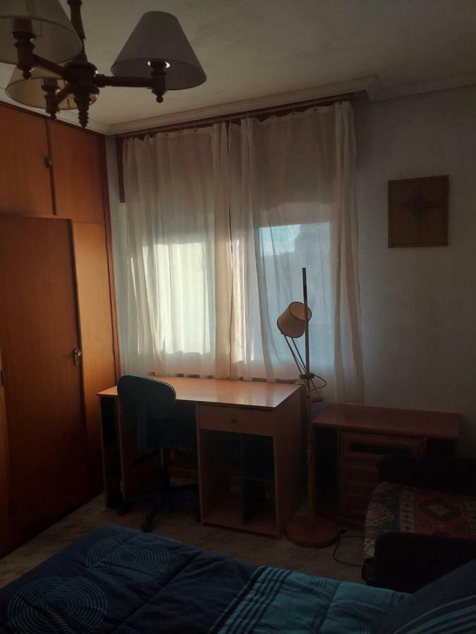 Biblioteca Municipal Apartment Zamora
