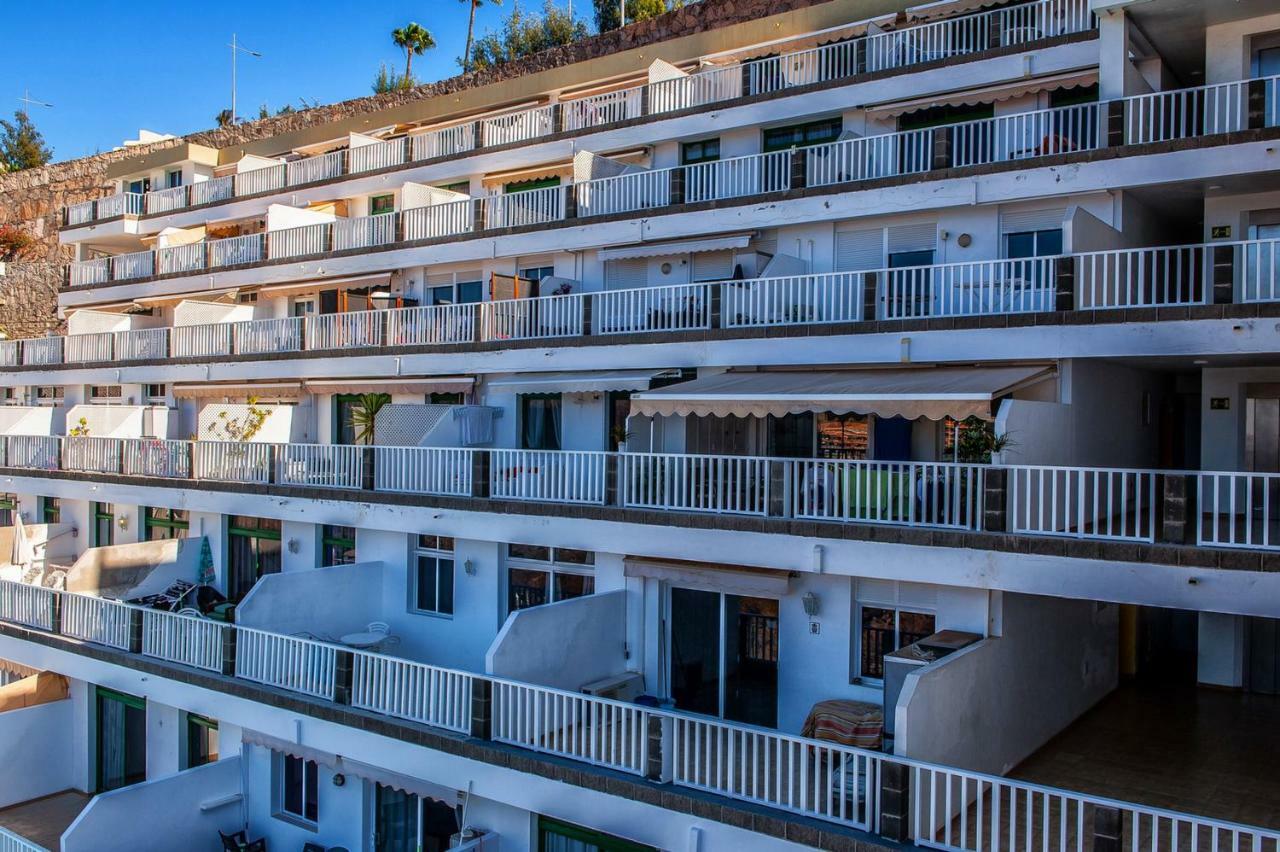 Apt With Sea View And Large Swimming Pool Apartamento *