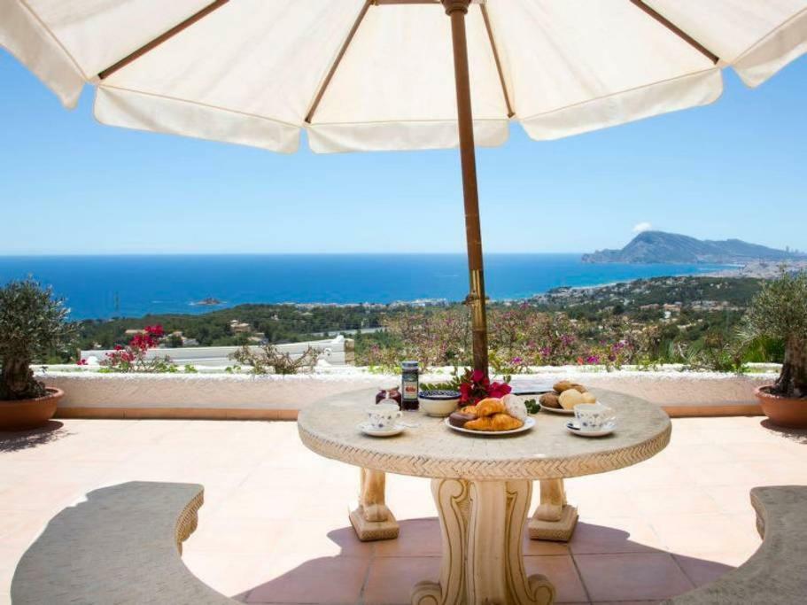 Blanca Villa Altea