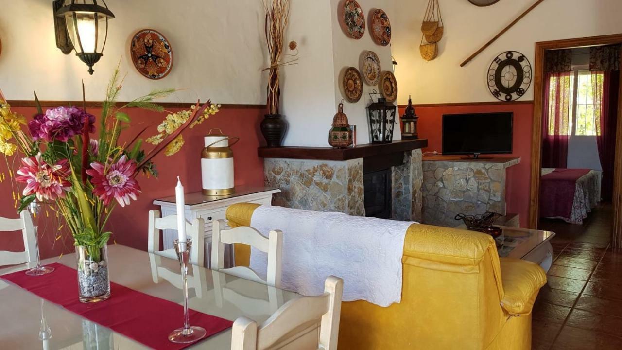 La Huerta Con Piscina Chimenea Y Wifi Conil De La Frontera