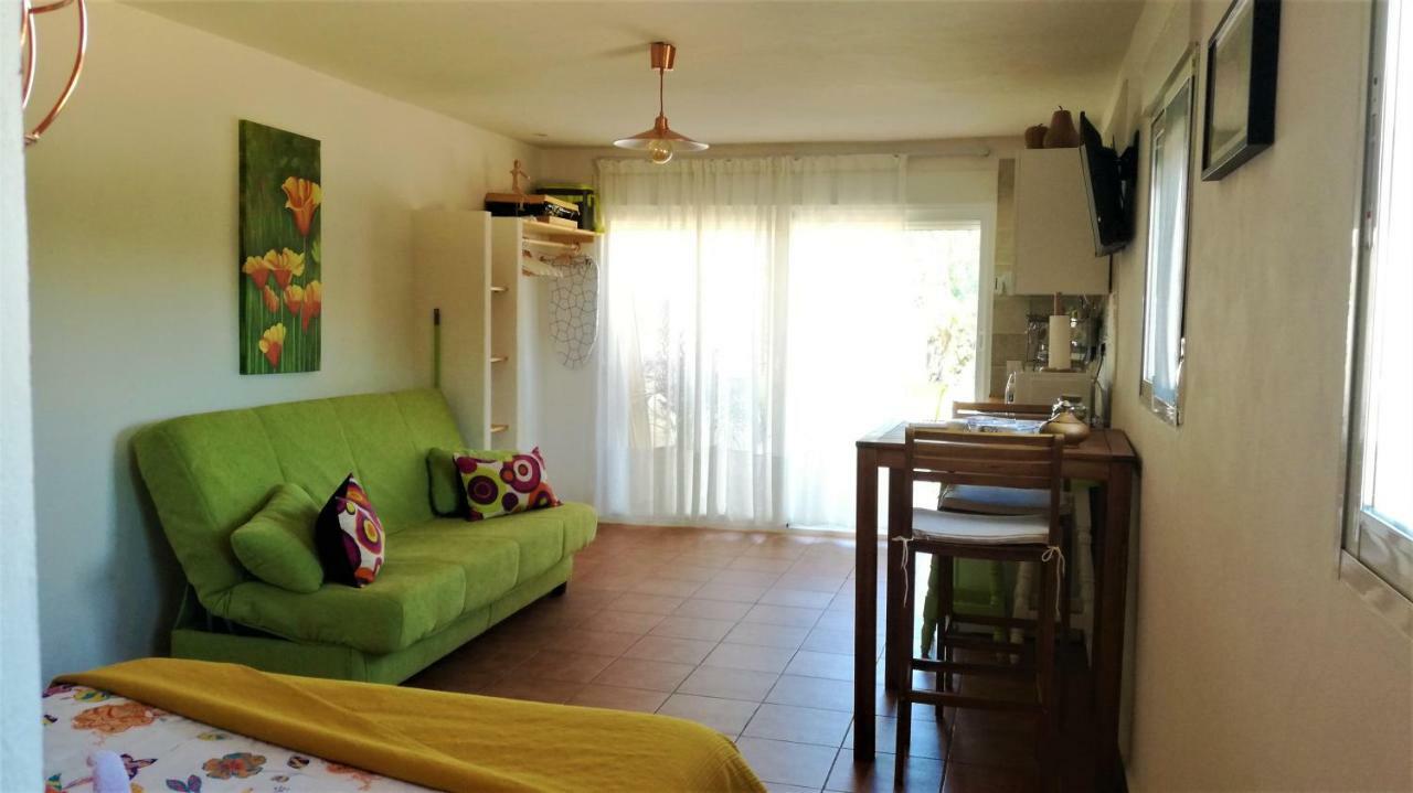 Casa Martinez & D'hotes A 3 Kms De Montserrat Valencia Homestay *