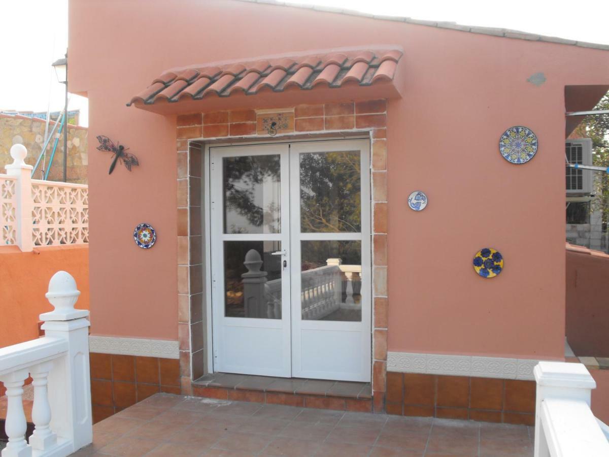 Casa Martinez & D'hotes A 3 Kms De Montserrat Valencia Homestay