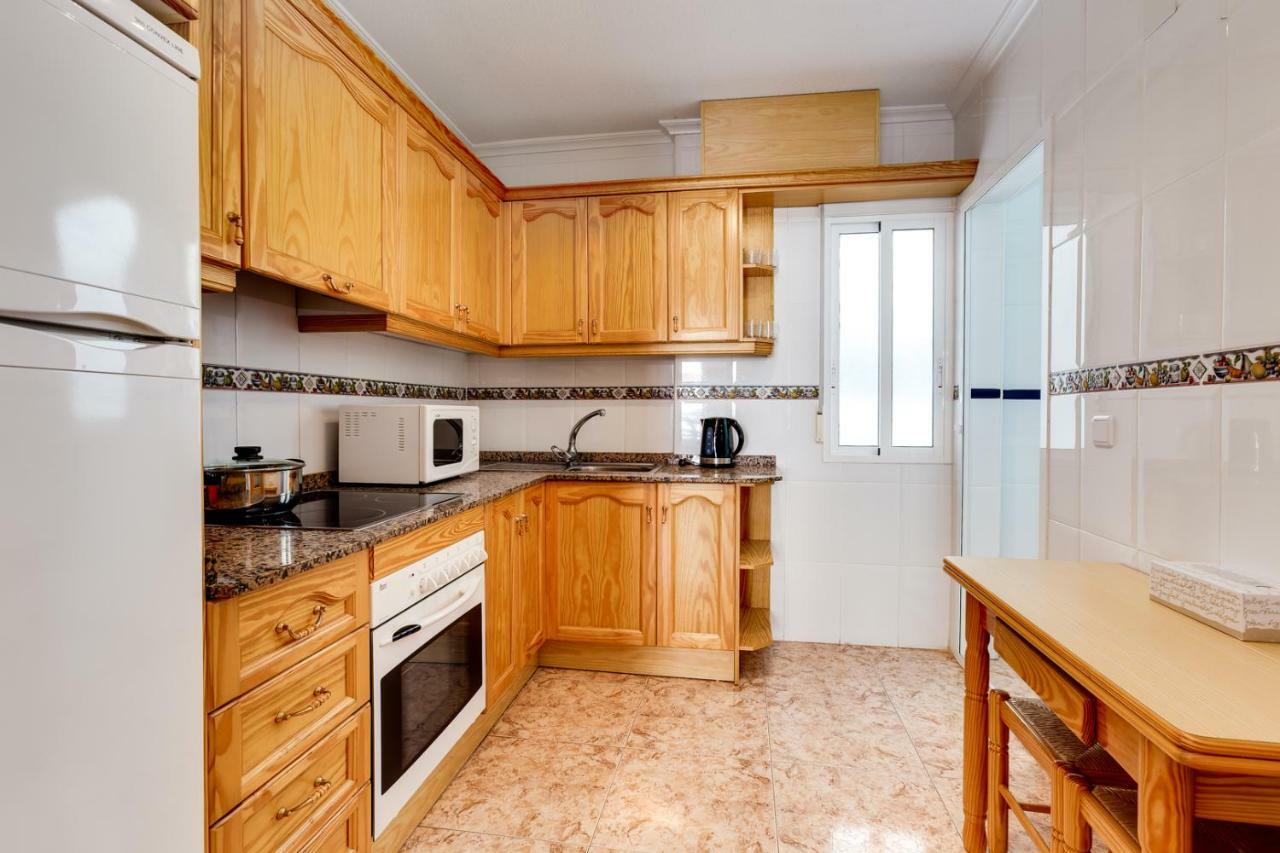 2 Ramon Gallud Apartamento *