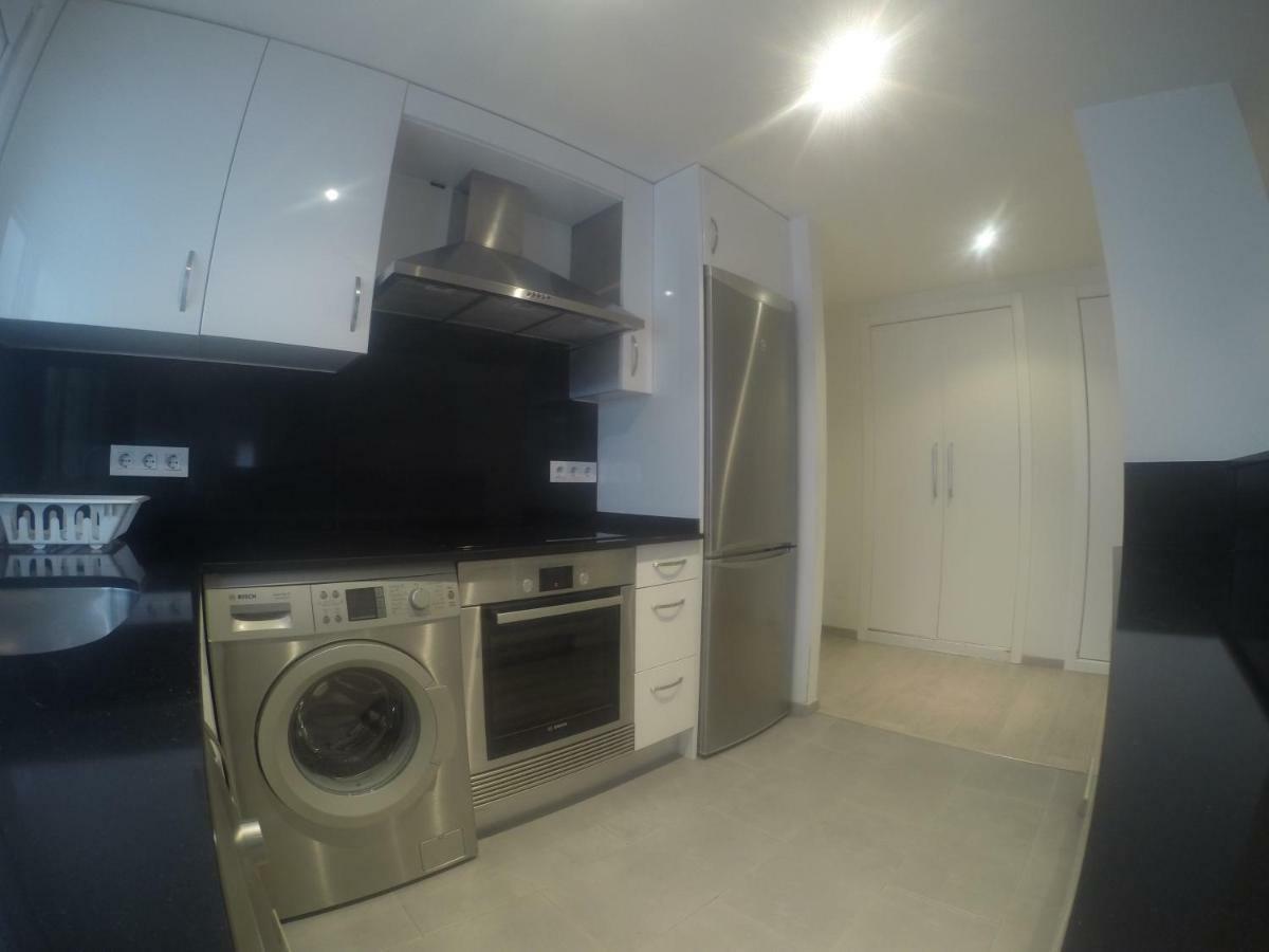 Cerca De Riazor, 3 Habitaciones, Impecable * A Coruña