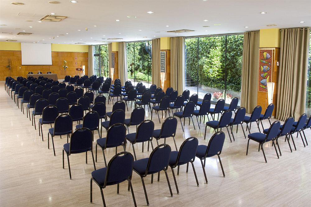 Hotel Nh Ciudad De 4*