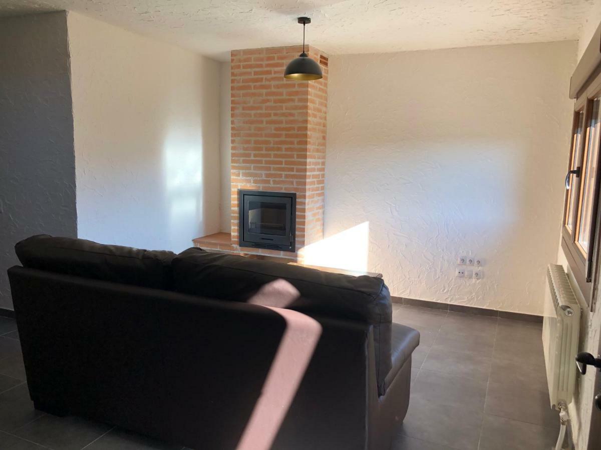 Casa De Las Vinas 1 Y 2 Holiday home Navaluenga