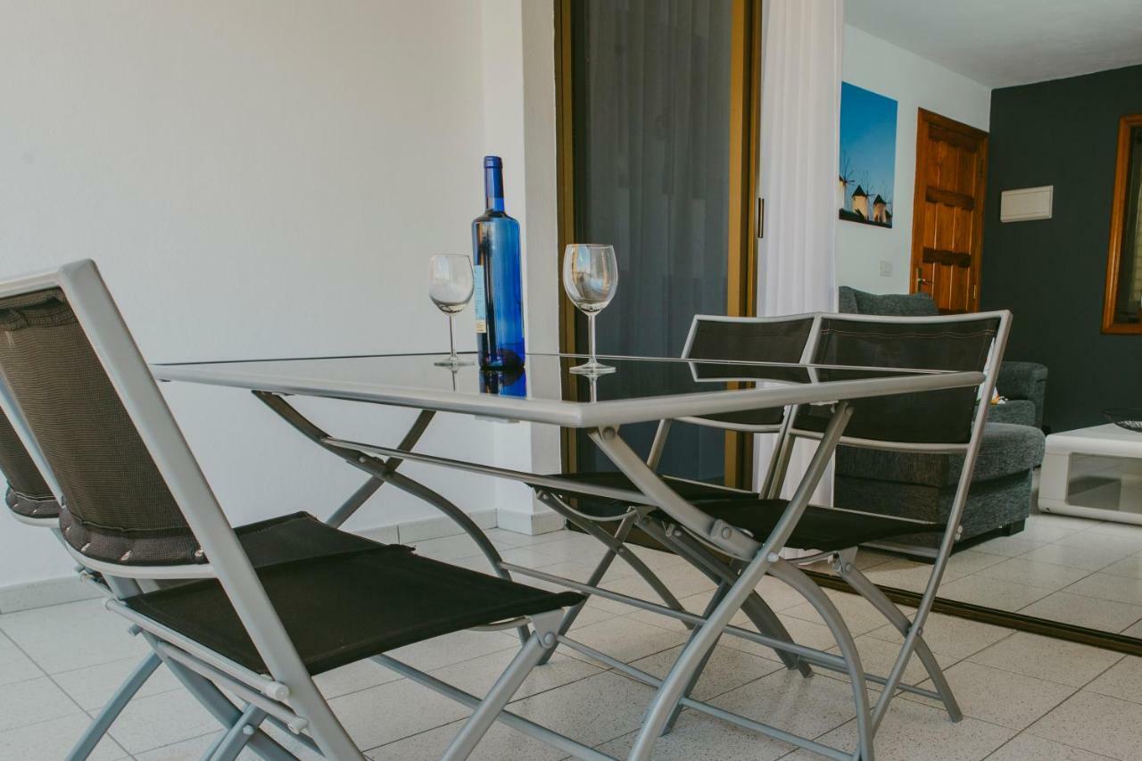 Molinos Apartment