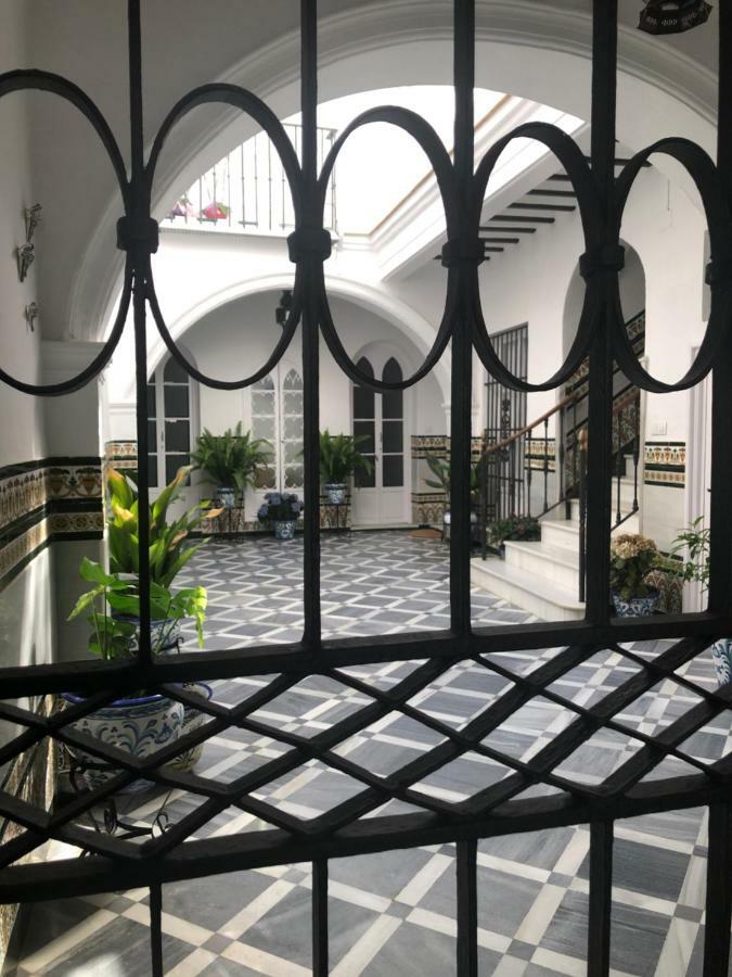 Lujosa Privada En Casa Del S Xix Habitación en casa particular Sanlúcar de Barrameda